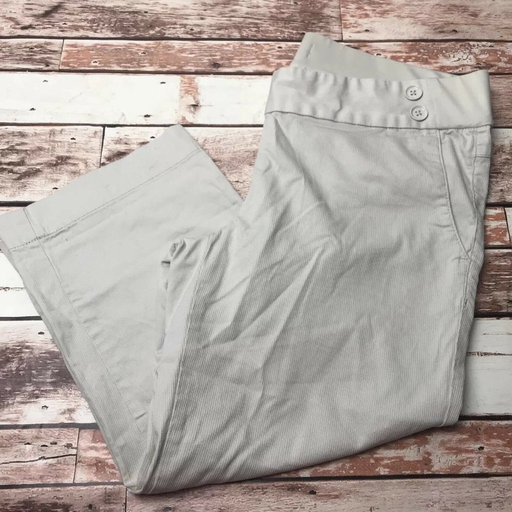 🐙 New Additions Maternity Khaki Under Belly Capri